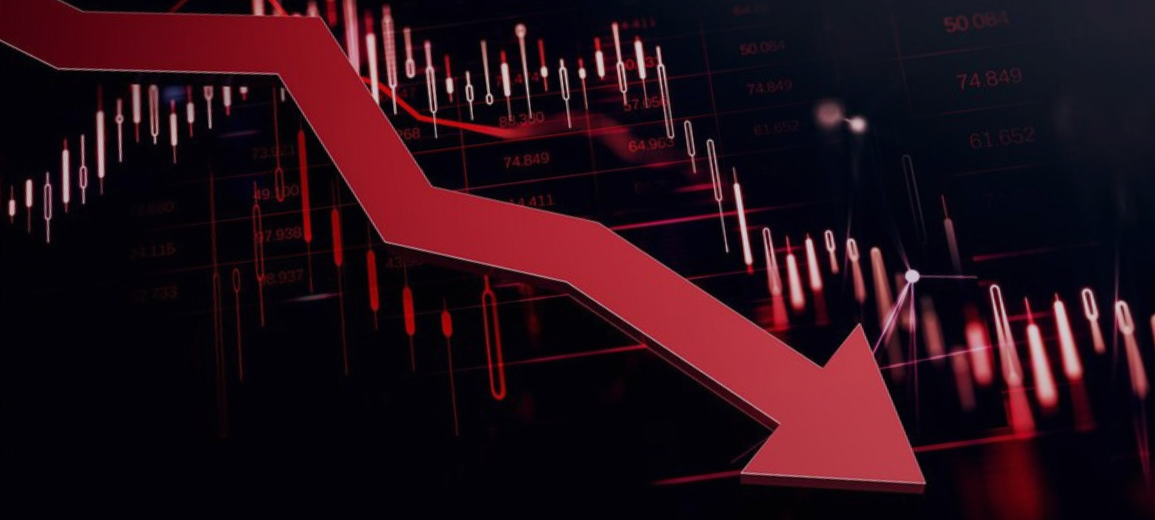 Sensex and Nifty open lower in line with global market trends. IT and auto stocks trail.